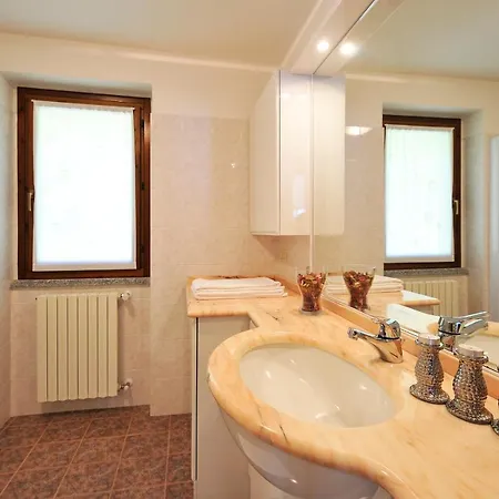 Lägenhet Sleeps 6 Pool *